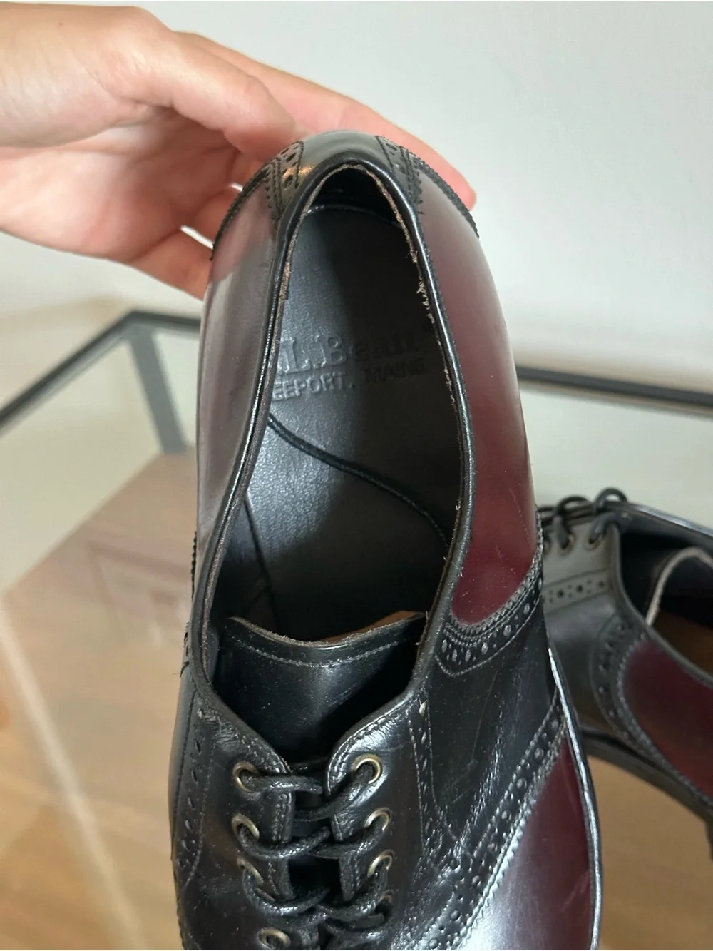 L.L. Bean Men’s Size 13 C Narrow Burgundy Black Leather Oxford Dress Shoe Vibram